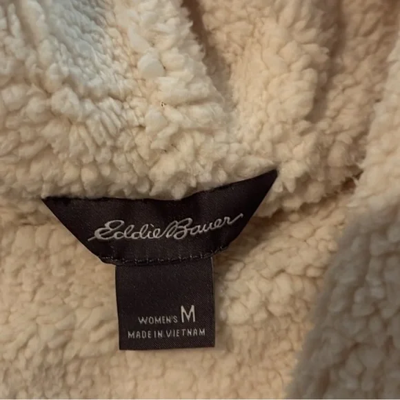 Eddie Bauer Fleece Warm White/Cream Jacket Cover Up Soft and Snuggly NWT - Picture 2 of 5